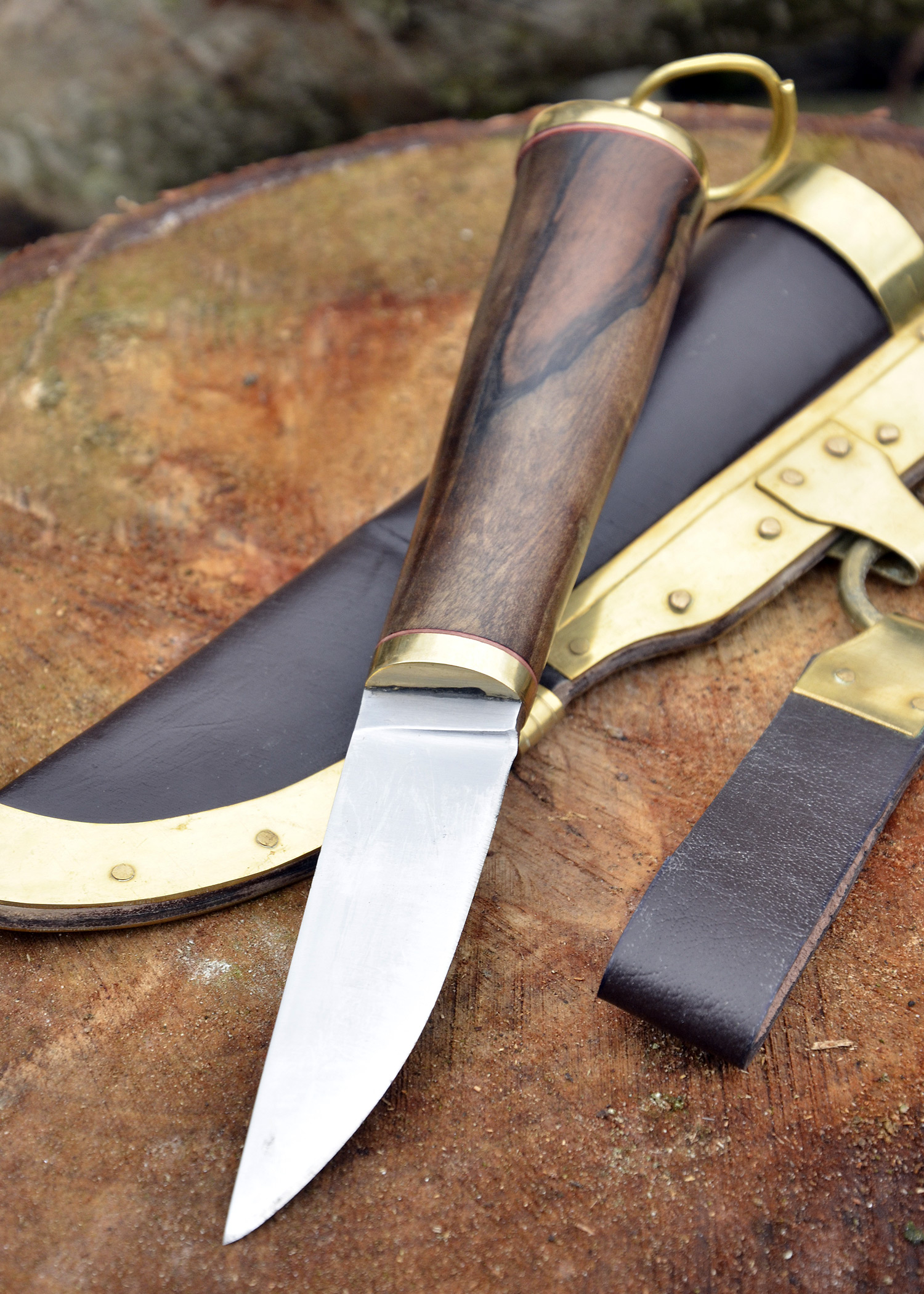 Viking Knife with Walnut Grip & Leather Sheath