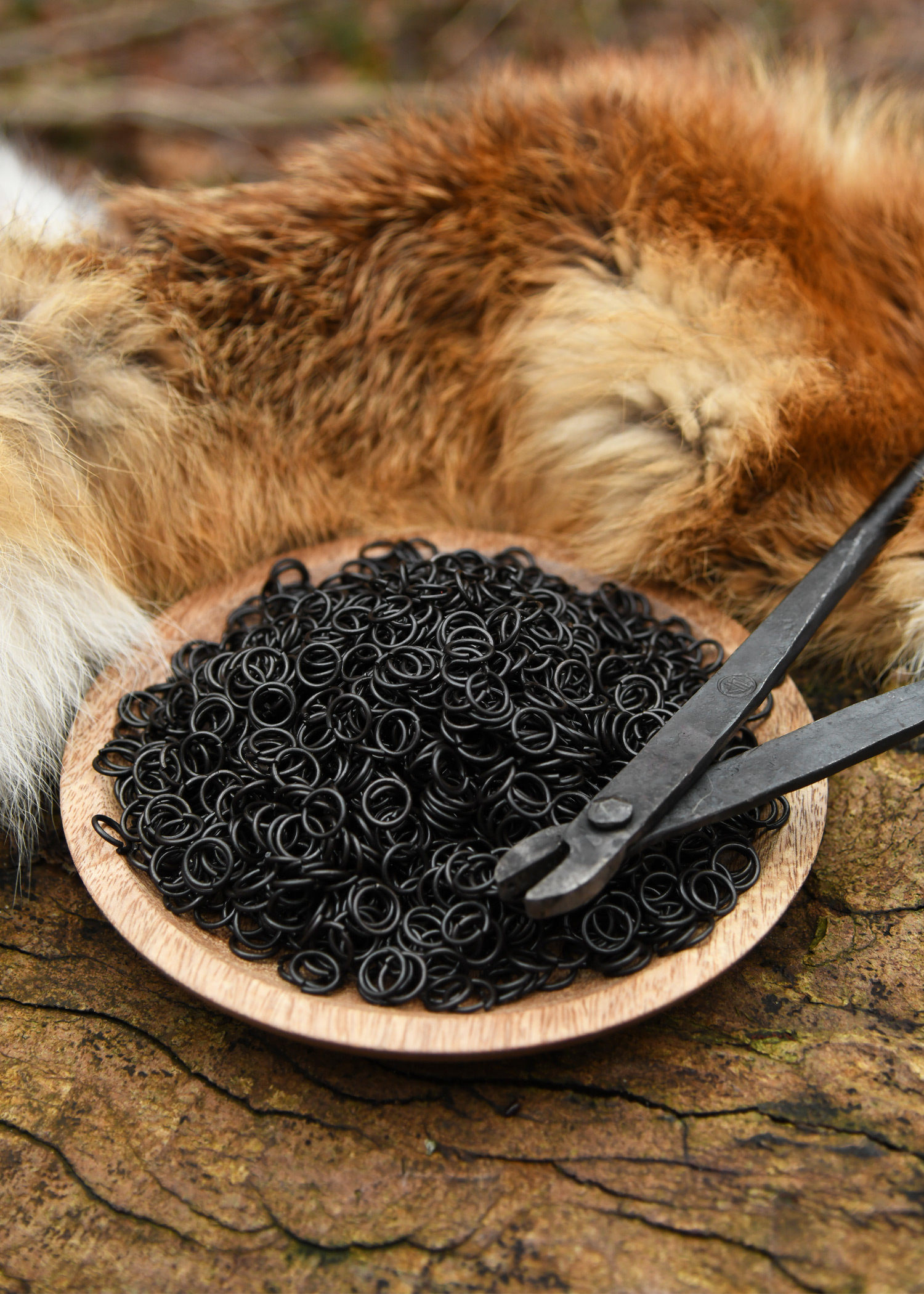 Loose rings, butted, blackened, 9 mm ID, 3 kg