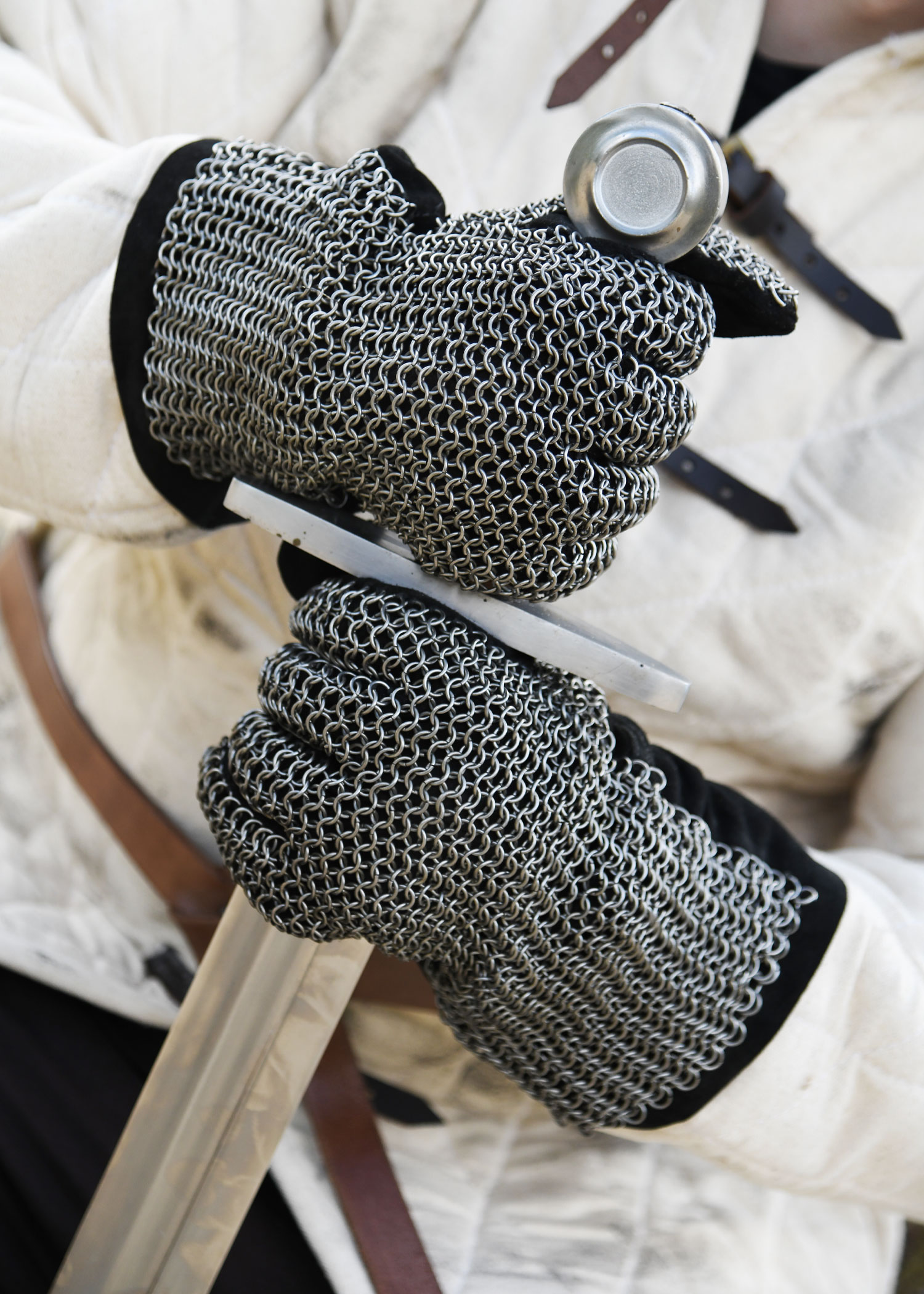 chainmail fingergloves, 6mm ID, natural