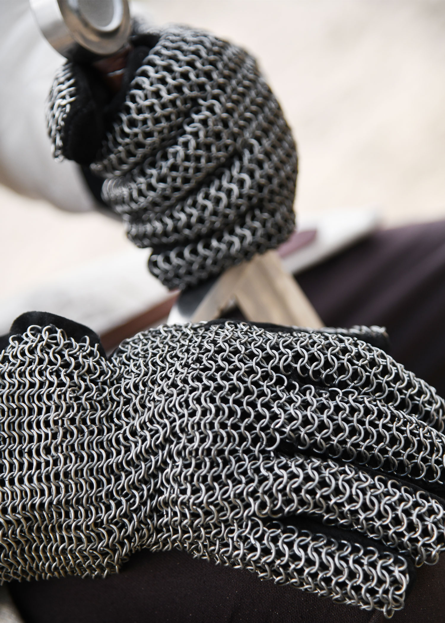 chainmail fingergloves, 6mm ID, natural