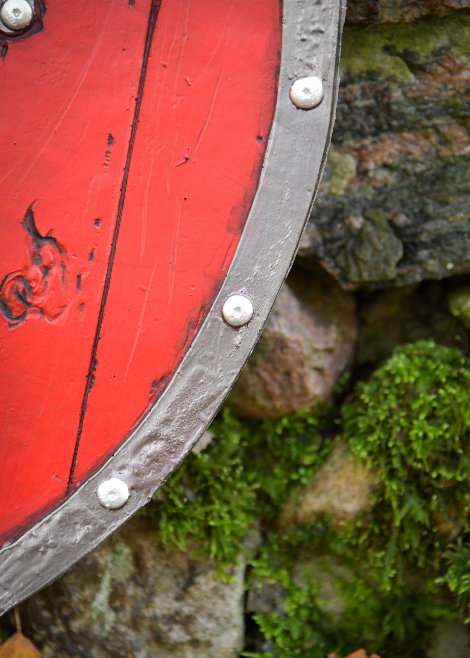 LARP Viking Shield Skjaldar, red, 60 cm