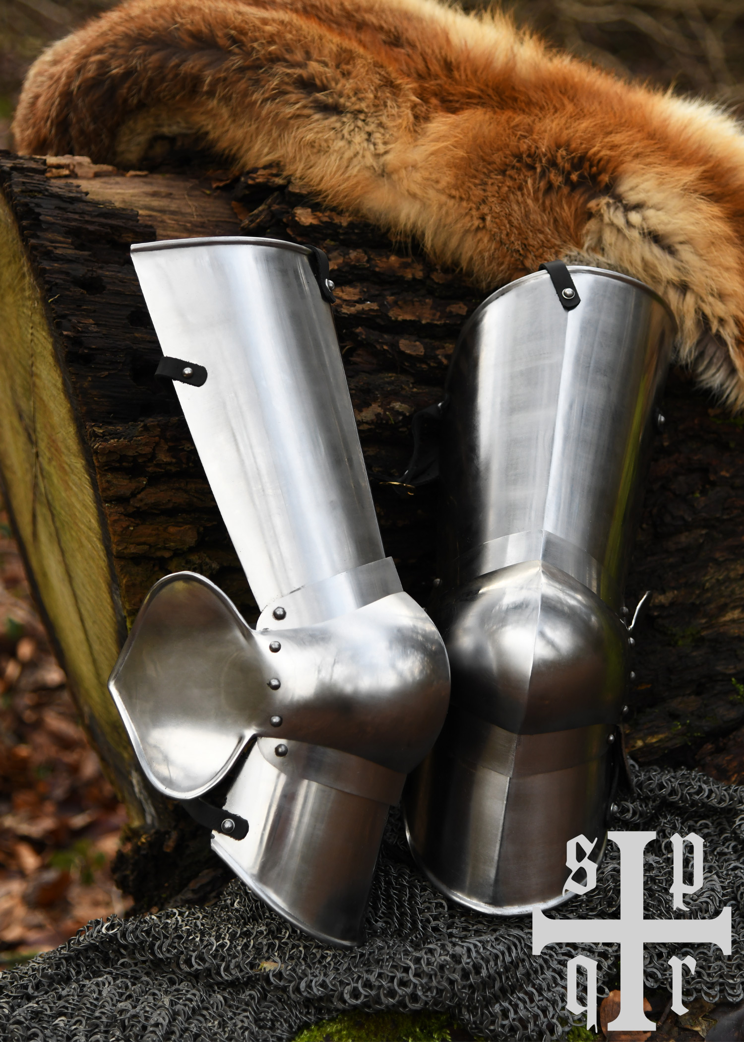 Medieval Leg Protection, Cuisses and Poleyns, 14th. c., 1.6 mm Steel