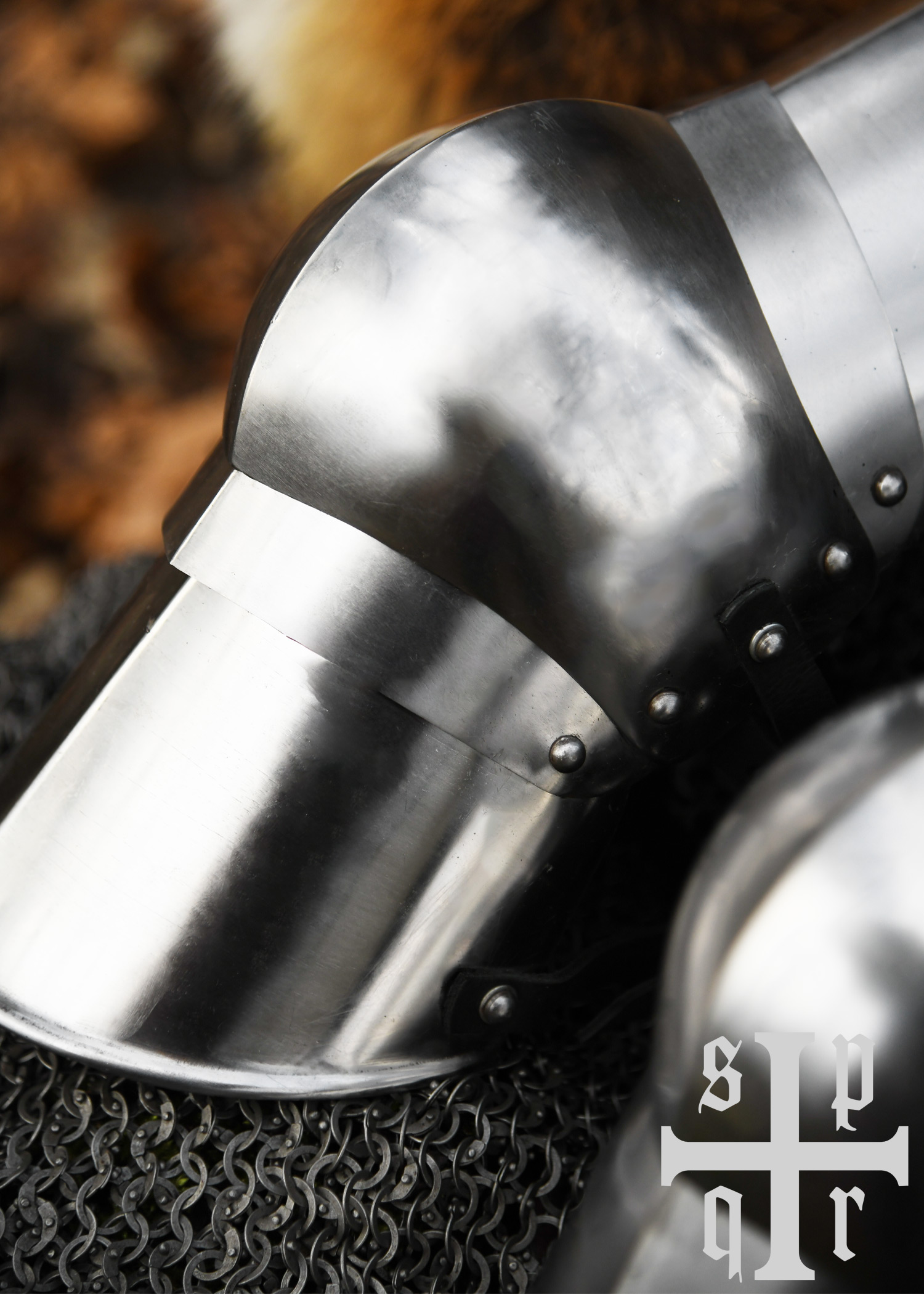 Medieval Leg Protection, Cuisses and Poleyns, 14th. c., 1.6 mm Steel