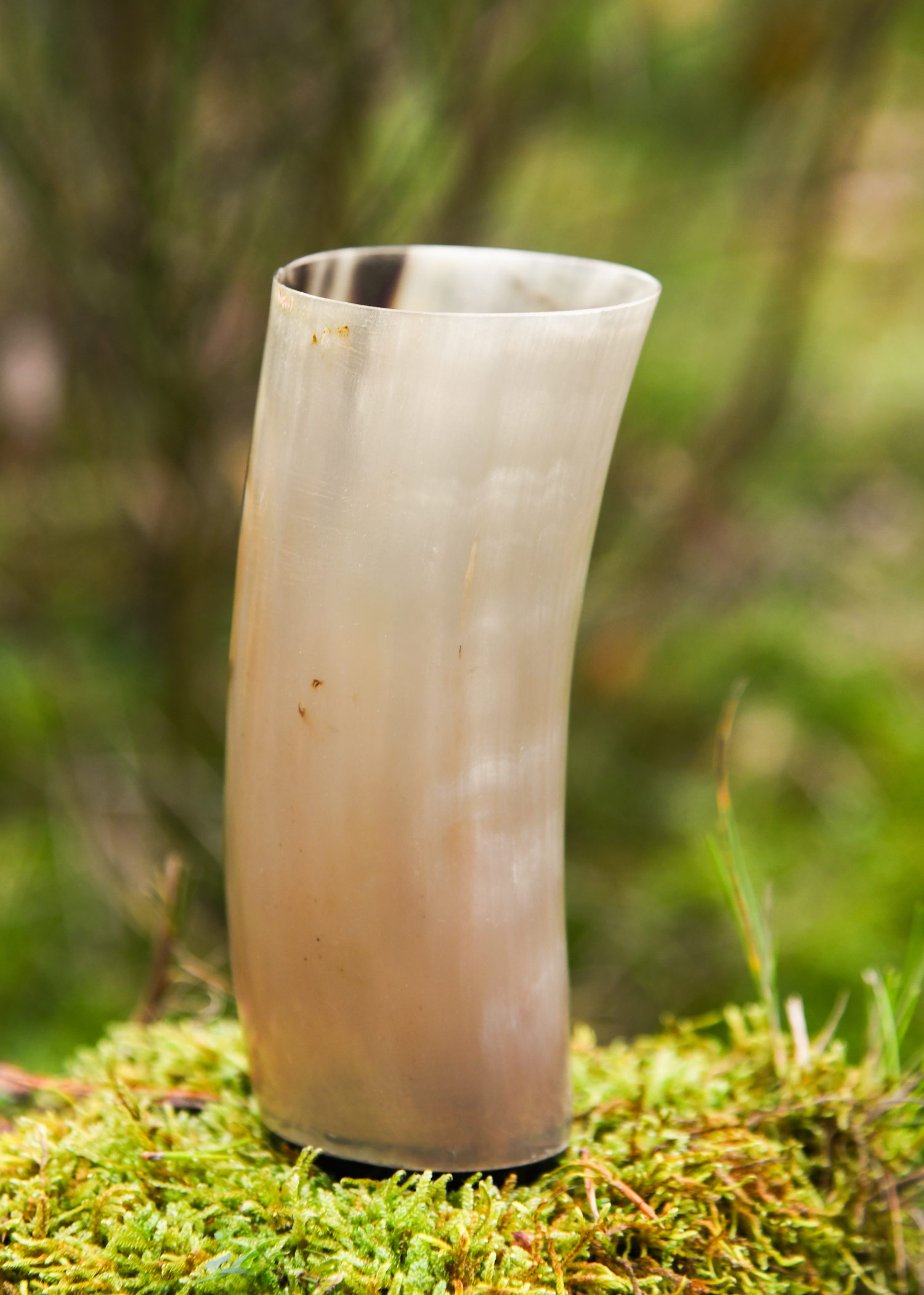 Horn Drinking Cup without Handle (approx. 200 ml)
