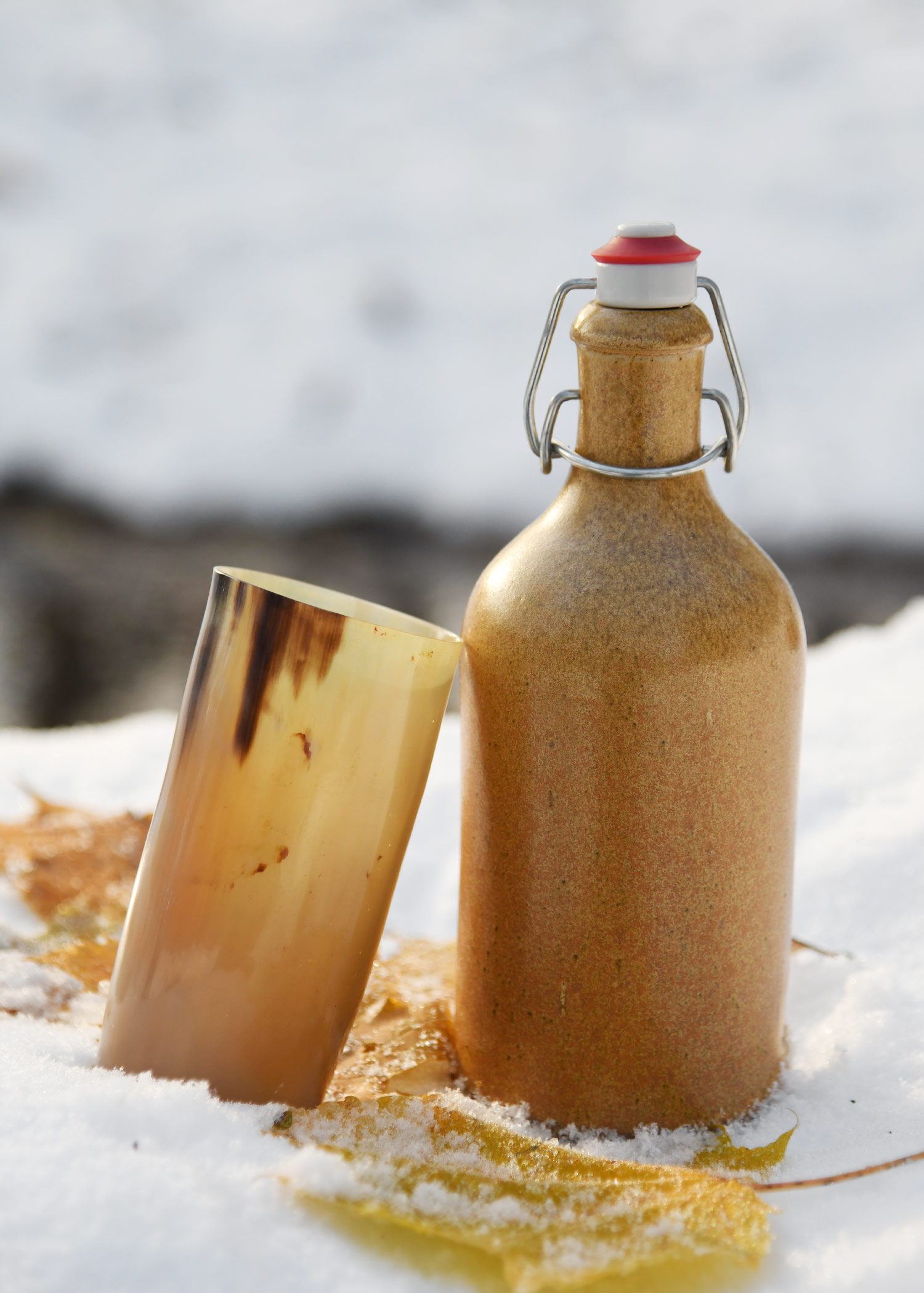 Horn Drinking Cup without Handle (approx. 200 ml)