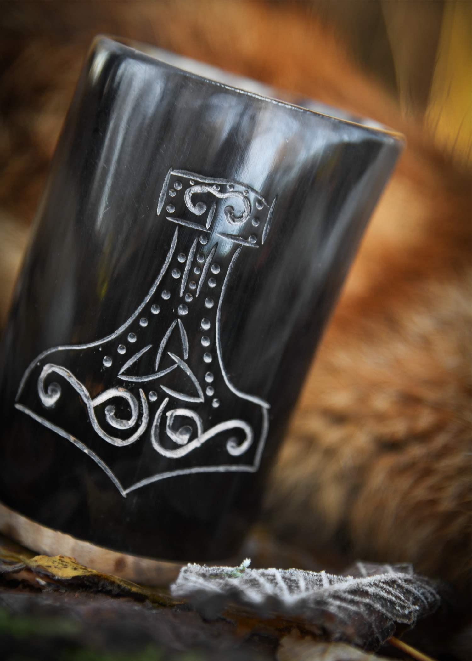 Short Horn Drinking Cup with Wooden Base and Mjoelnir
