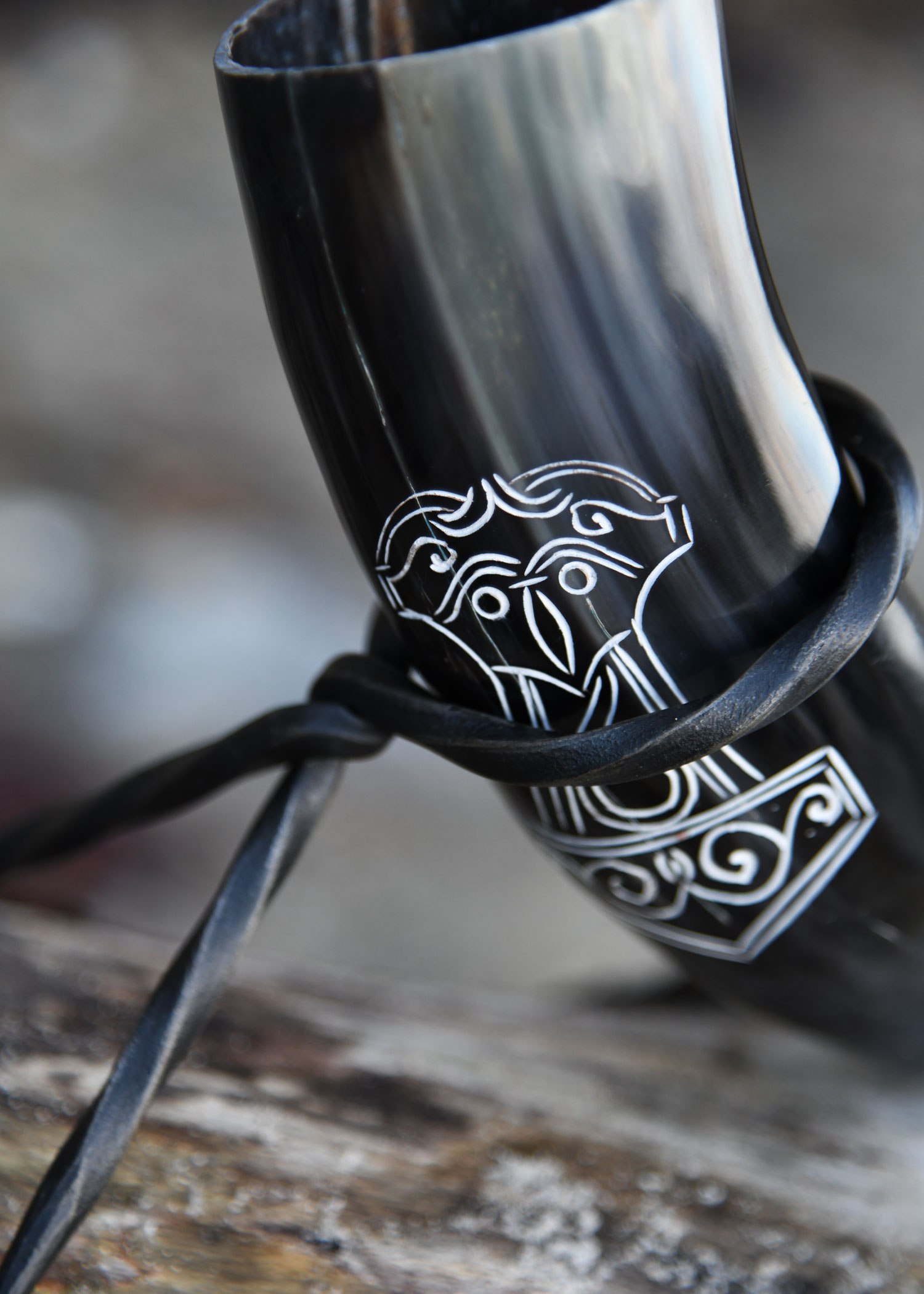 Drinking Horn with Stand - Mjölnir, Hammer of Thor (Our design! Individual pack)