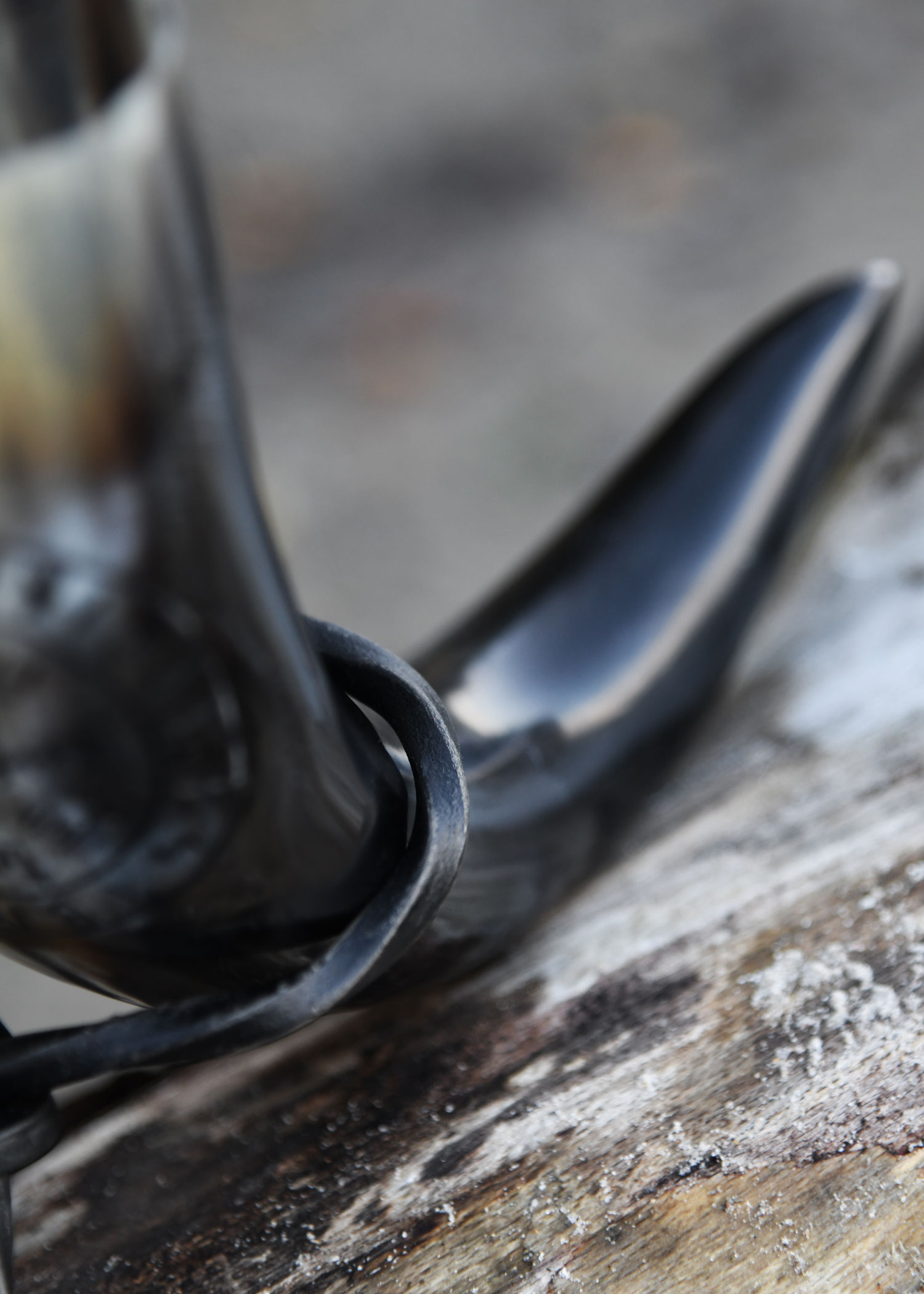 Drinking Horn with Stand - Vegvísir (Our design! Individual packing in box 9080)