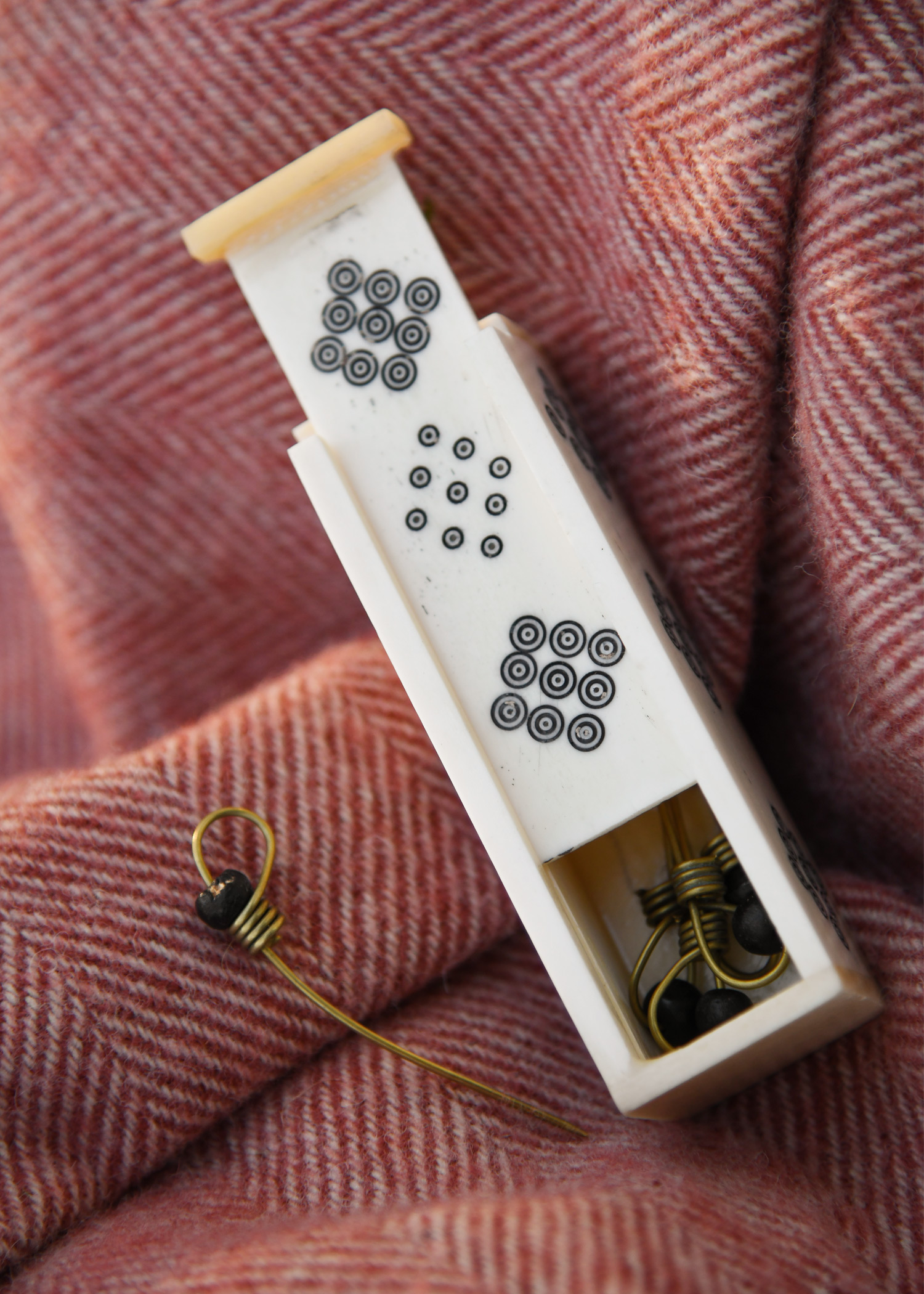 Bone Box, 10 cm