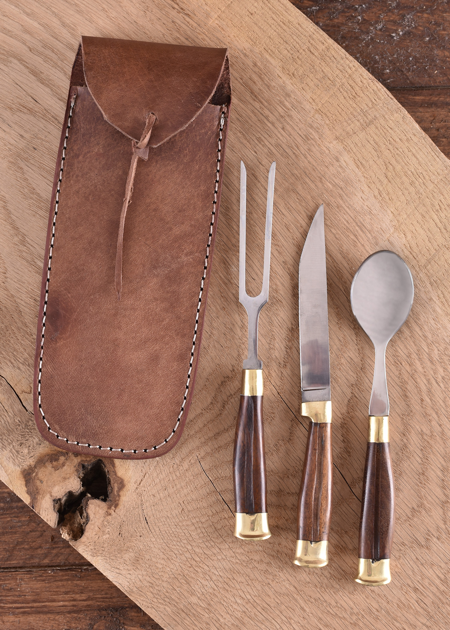 threepart cutlery set incl. leather sheath, wood handle
