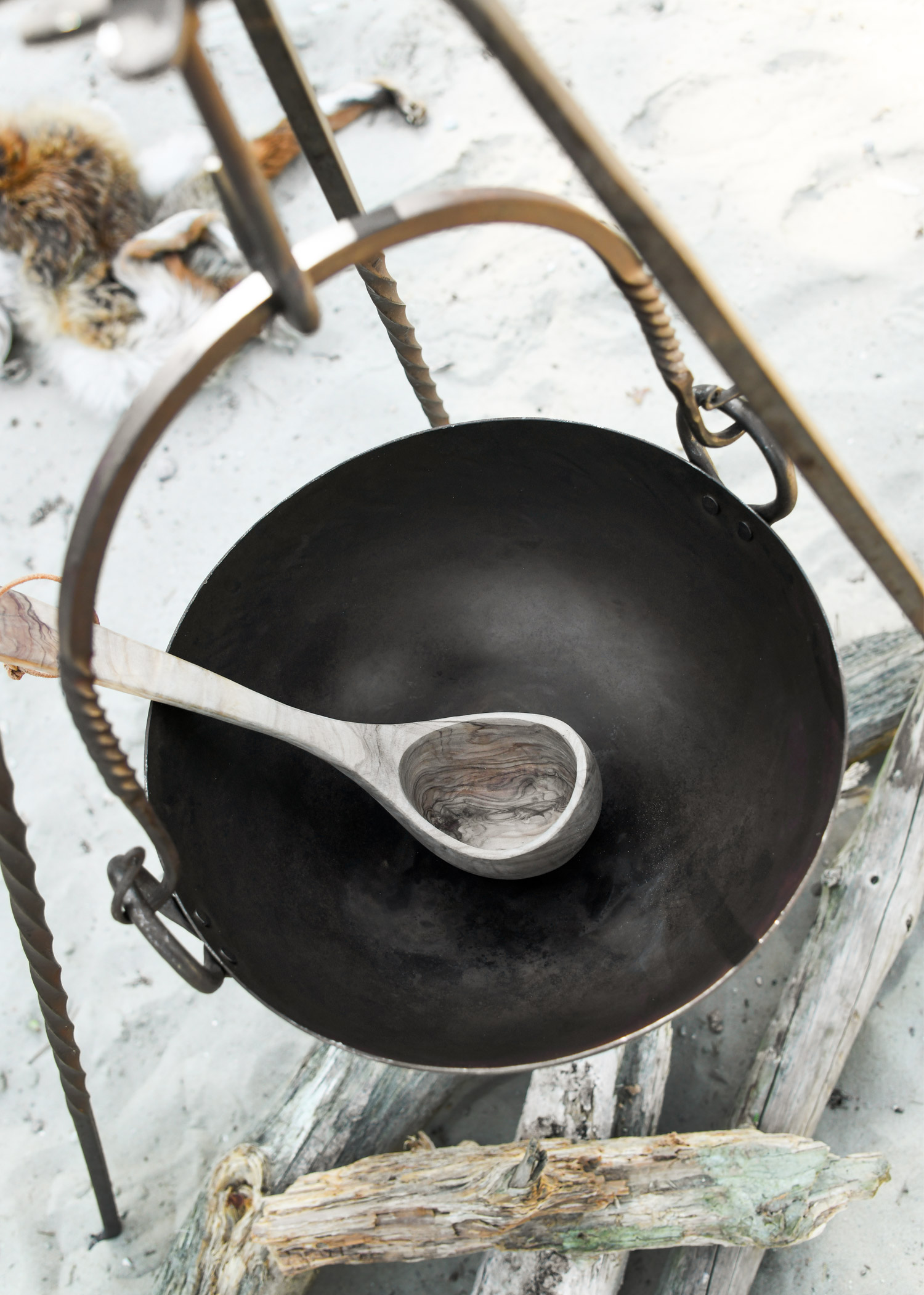 Cauldron, round, approx 7.5 Litres