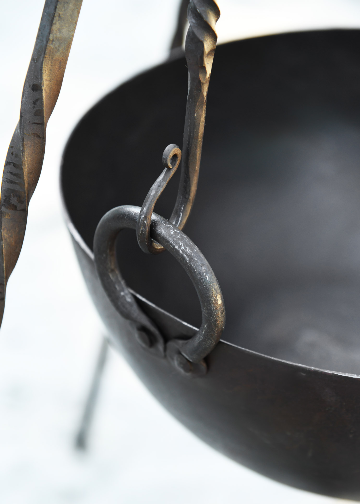 Cauldron, round, approx 7.5 Litres