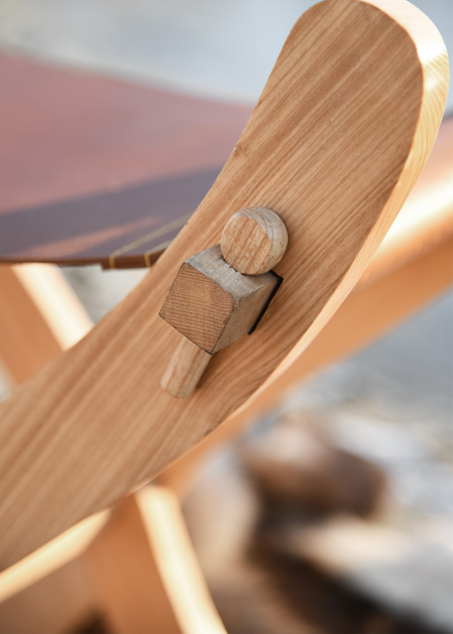 Medieval Folding Chair with Leather Seat